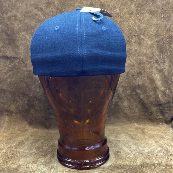 Volcom Fitted Baseball Cap - Picture 6 of 8